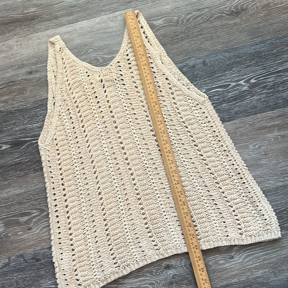 Universal Thread Sweater - Picture 6 of 10